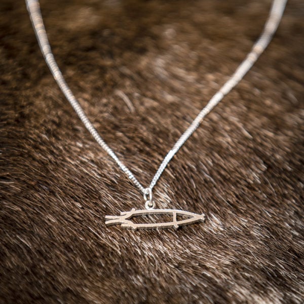 Pike necklace. Silver chain, reindeer horn.