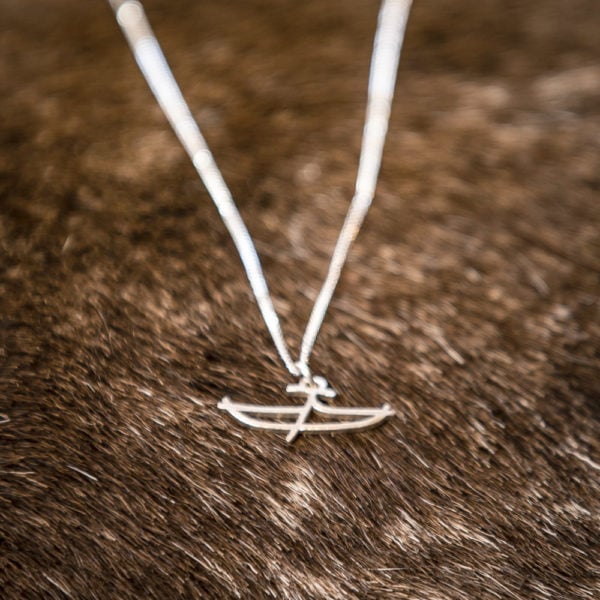 Rower necklace. Silver chain, reindeer horn.